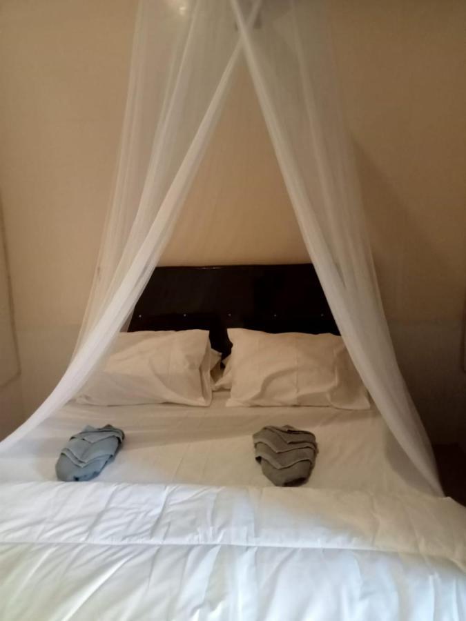 Black Sweet Bungalow Gili Air Esterno foto
